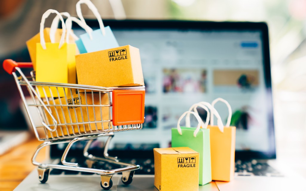 Picture of: Online Shopping: Möglichkeiten online einzukaufen – computerwissen